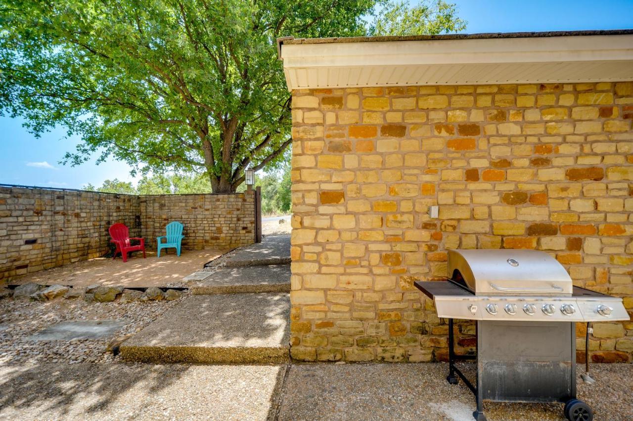 Dog-Friendly Texas Retreat With Fireplace And Grill! Vila Horseshoe Bay Exterior foto